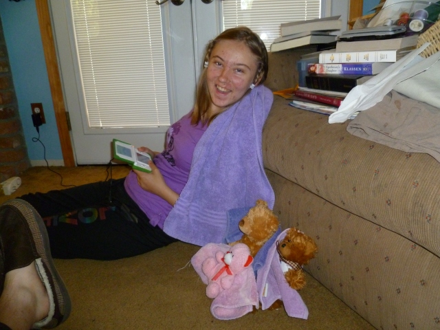 Here's my sister and her three bears ~ Charlie, Payton, and Harry ~ before her friend arrived.